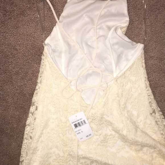 Dress - Picture 3 of 3